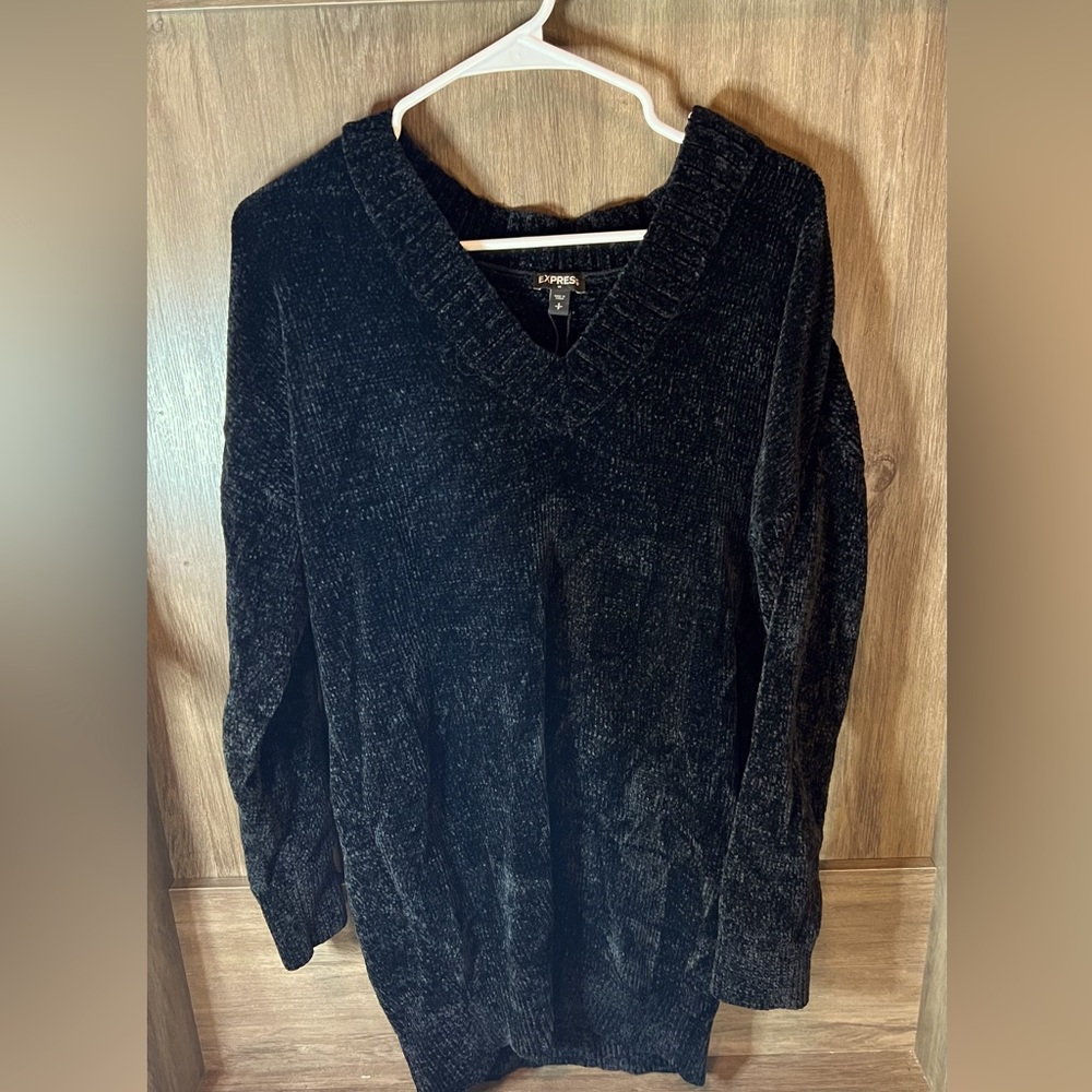 Black Express V-Neck Long Length Sweater